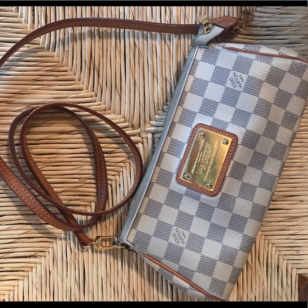LV Eva clutch